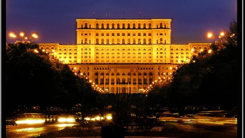 Camera Deputaţilor şi celelalte instituţii publice cu sediul în Palatul Parlamentului vor achiziţiona energie electrică de pe Bursa de Mărfuri