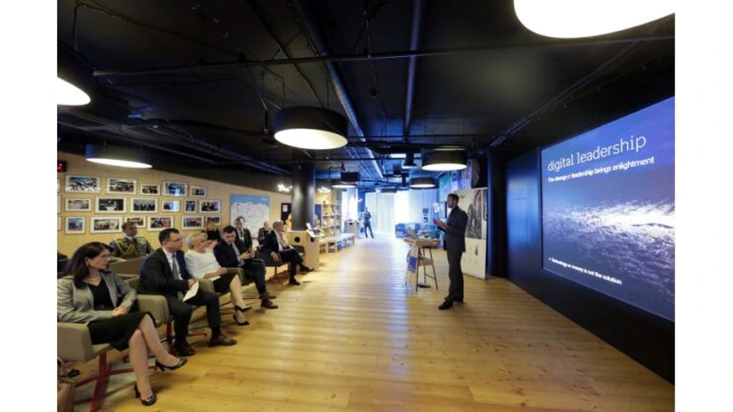 Dăncilă şi-a arătat aprecierea faţă de nivelul de digitalizare la care a ajuns statul eston