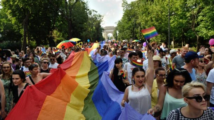 Asociaţia ACCEPT organizează, sâmbătă, marşul Bucharest Pride. Sunt aşteptate 4.000 de persoane