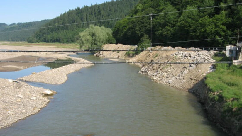 Executivul a aprobat o investiţie de peste 202 milioane lei pentru amenajarea cursului râului Bârzava, pe sectorul Bocşa - Gătaia - Denta