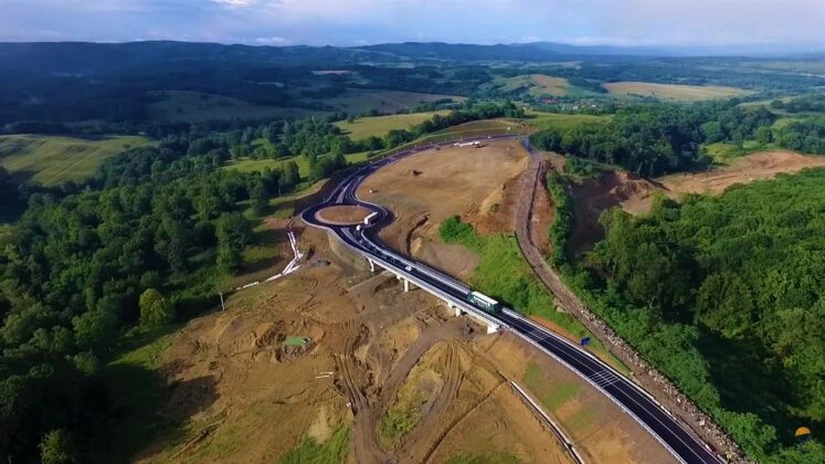 Scandal nou pe Autostrada Lugoj – Deva: şefii de la Drumuri, acuzaţi de laşitate pentru că au scos separat la licitaţie lucrări la Nodul Holdea