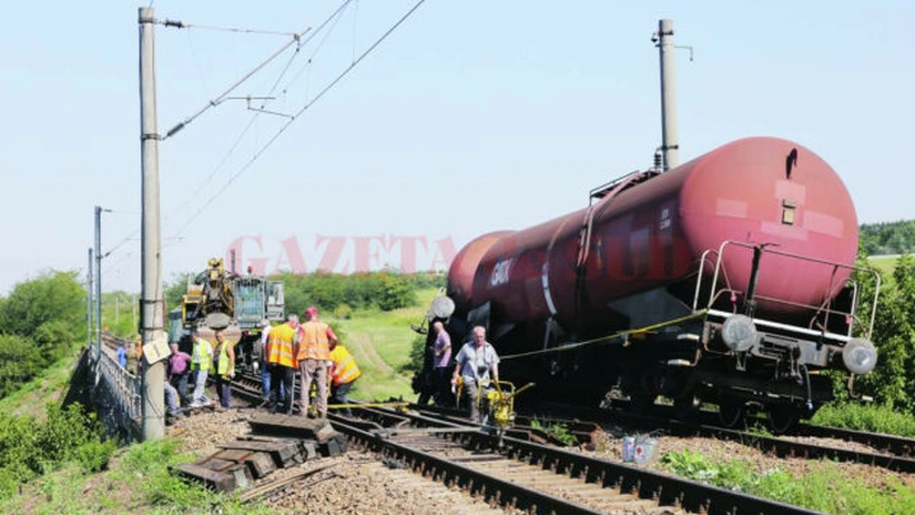 CFR a redeschis circulaţia pe Viaductul Cârcea