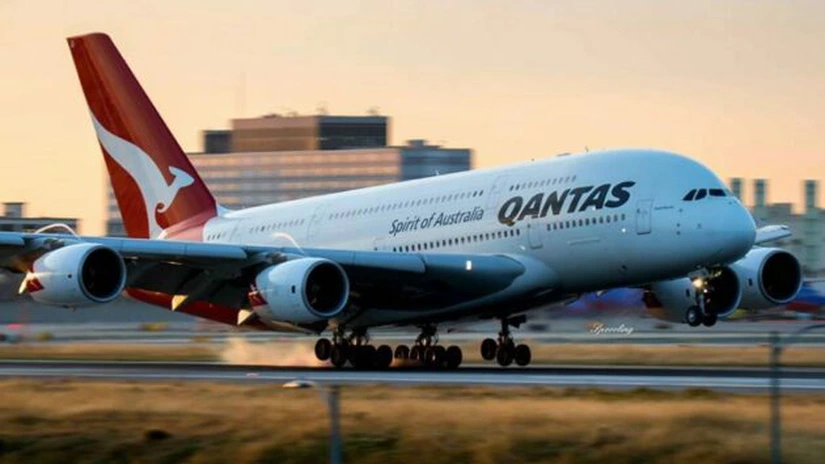 Cel mai lung zbor fără escală din lume, de 19 ore, realizat de un avion al companiei Qantas