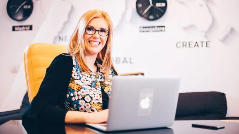 Din culisele firmei care provoacă coşmaruri bancherilor români