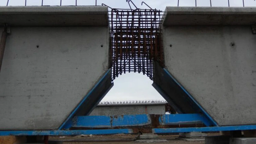 Autostrada Sebeş-Turda - CNAIR i-a convocat de urgenţă, luni, pe reprezentanţii antreprenorilor care construiesc lotul 2