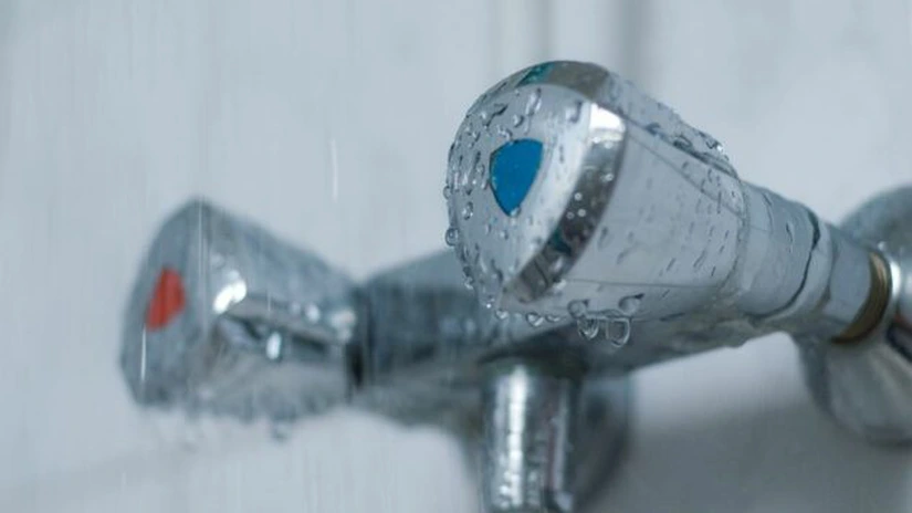 Administratorul judiciar al ELCEN: Alimentarea cu apă caldă a Capitalei riscă să fie oprită. Este un moment critic