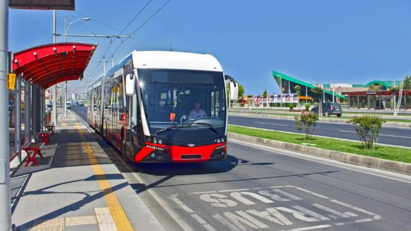 Troleibuze noi în Bucureşti: Primăria Capitalei îi poate declara câştigători pe turcii de la Bozankaya FOTO VIDEO
