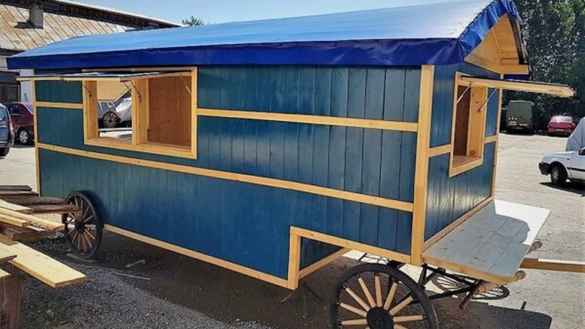 Romsilva confecţionează şi comercializează trăsura tip fast-food. Iată cât costă