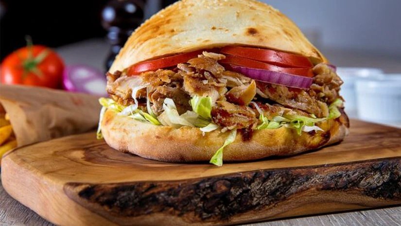 Sistemul de francize Dabo Doner, afacere a unui sibian, se extinde în Europa