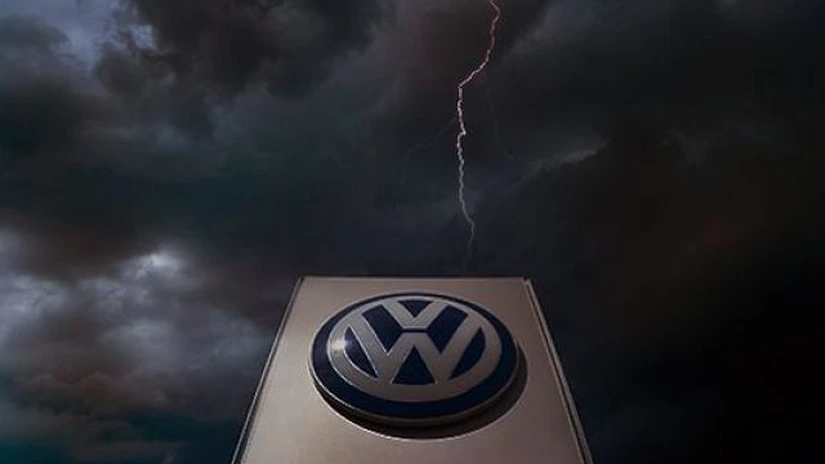 Compania Volkswagen a ajuns la un acord care o costă 830 de milioane de euro în scandalul manipulării emisiilor