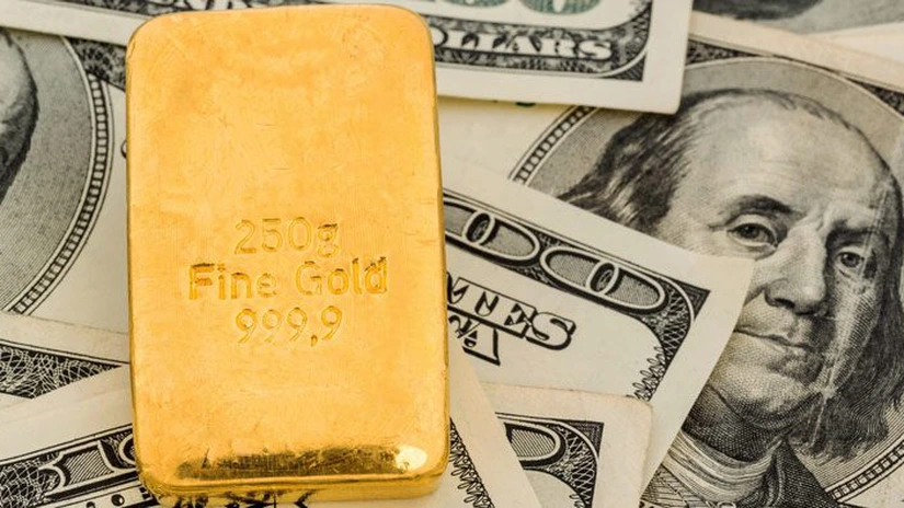 Aurul, la un nou record, în urma deprecierii dolarului şi a scăderii randamentelor obligaţiunilor