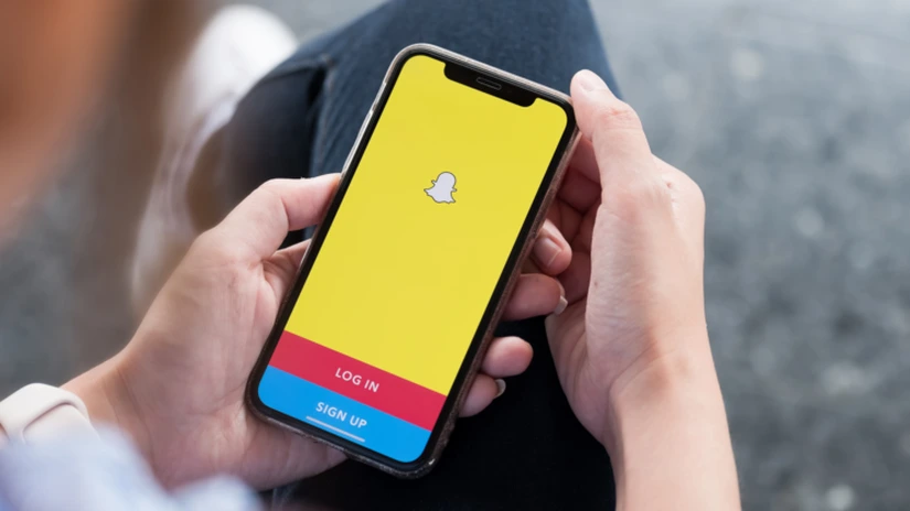 Snapchat a intrat oficial pe piaţa de publicitate din România