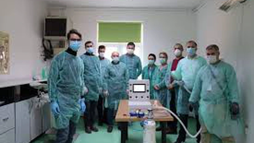 Un prototip de ventilator medical proiectat de Academia Tehnică Militară a fost prezentat astăzi