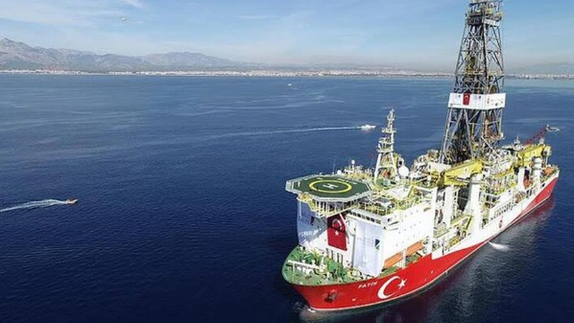 Turcia ar putea să-și revizuiască substanțial în sus estimările cu privire la rezervele de hidrocarburi pe care le-a descoperit în Marea Neagră
