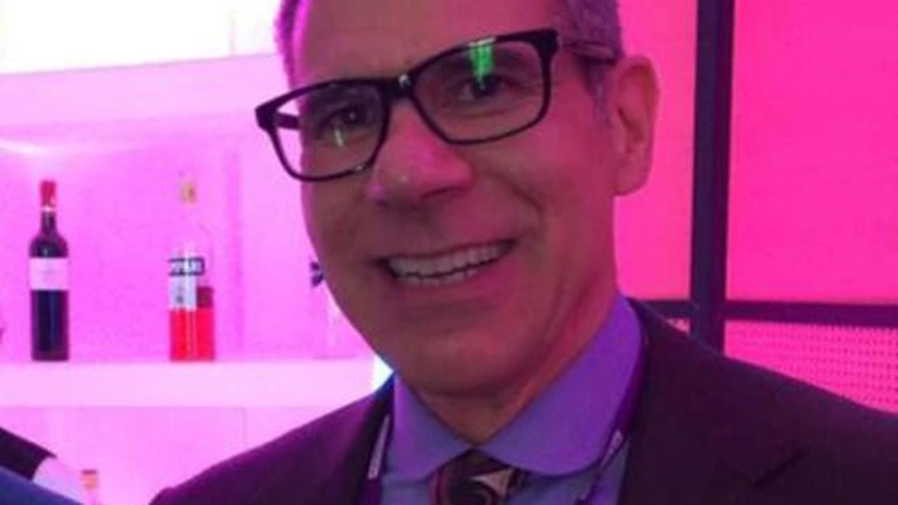 Casa de avocatură Dentons l-a numit pe Perry Zizzi şeful departamentului de Fuziuni şi Achiziţii al biroului din România