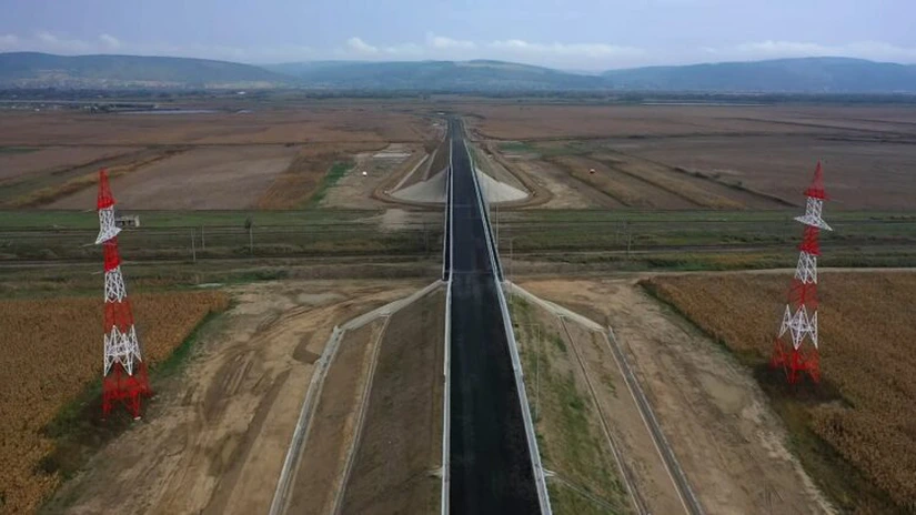 Primii kilometri de autostradă din Moldova ar putea fi gata în primăvara anului viitor - API VIDEO