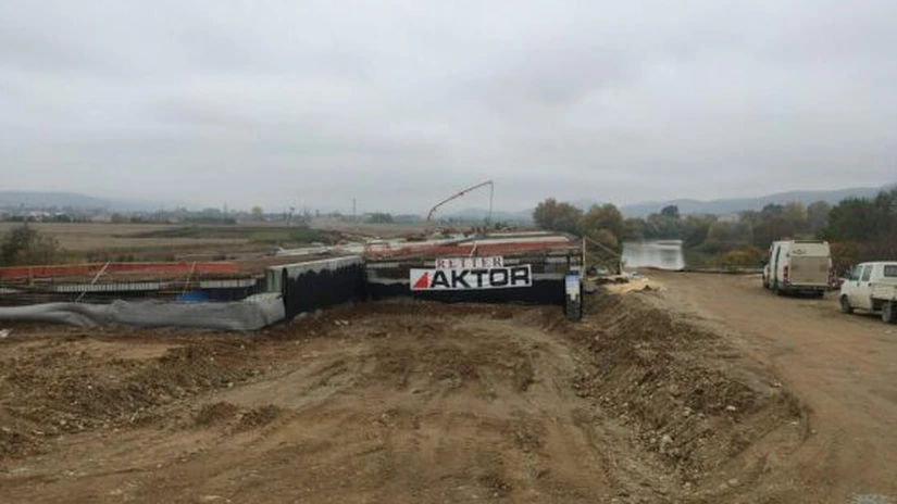 Autostrada Sebeș - Turda: Vom putea circula pe cei 24 km ai lotului 2 în a doua jumătate a anului viitor - API