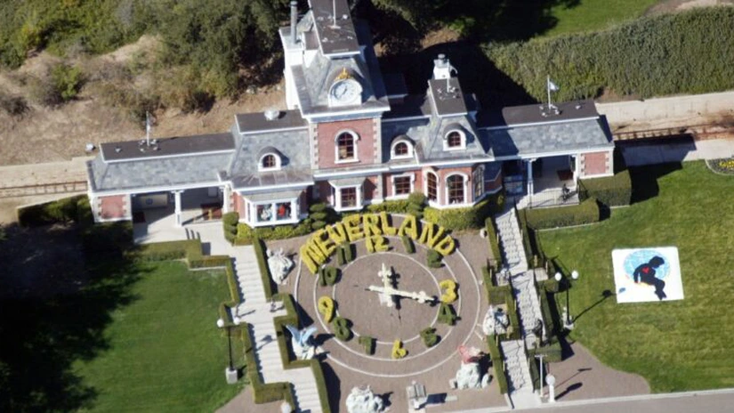 Neverland, fosta reşedinţă a cântăreţului Michael Jackson, vândută cu 22 de milioane de dolari