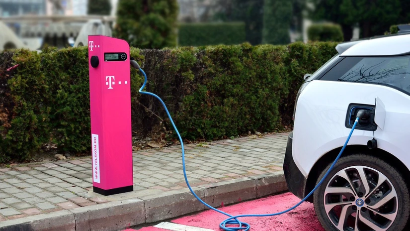 Telekom România instalează staţii de încărcare a maşinilor electrice la Galaţi, după ce a câştigat o licitaţie a primăriei