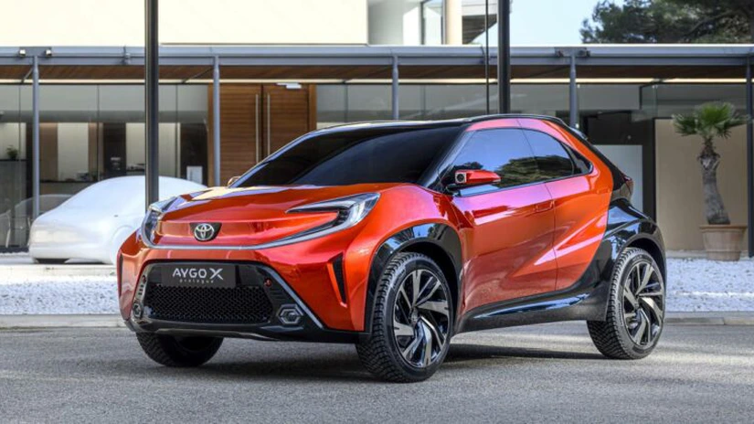 Toyota mizează pe segmentul mașinilor de oraș, dar schimbă strategia
