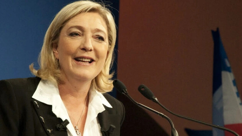 Le Pen se apropie de Macron, prezenţă în scădere la turul al doilea al alegerilor prezidenţiale din Franţa - sondaj