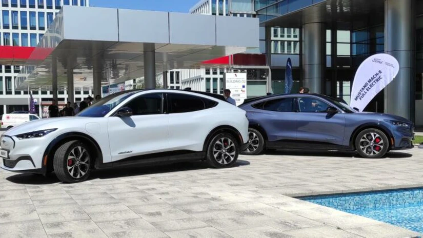 Ford a încheiat un parteneriat cu GlobalFoundries pentru creșterea livrărilor de cipuri