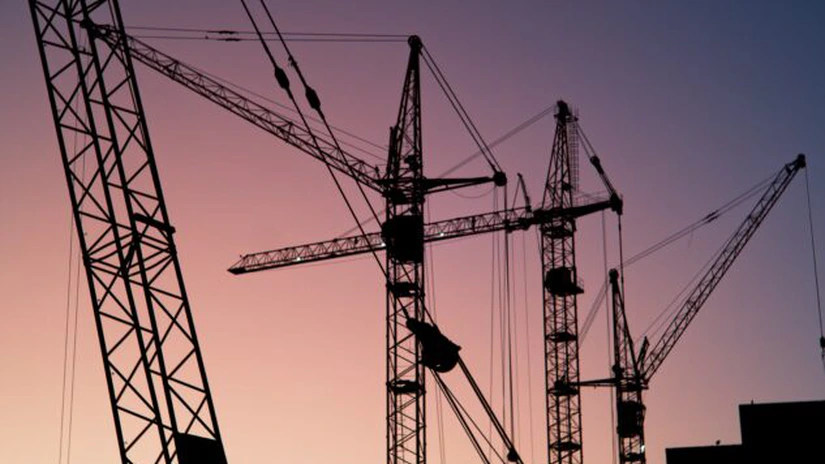 Jumătate dintre antreprenorii din construcţii estimează că volumul lucrărilor va creşte - studiu