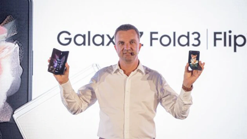 Samsung lansează în România telefoanele pliabile Galaxy Z Fold3 5G și Galaxy Z Flip3 5G