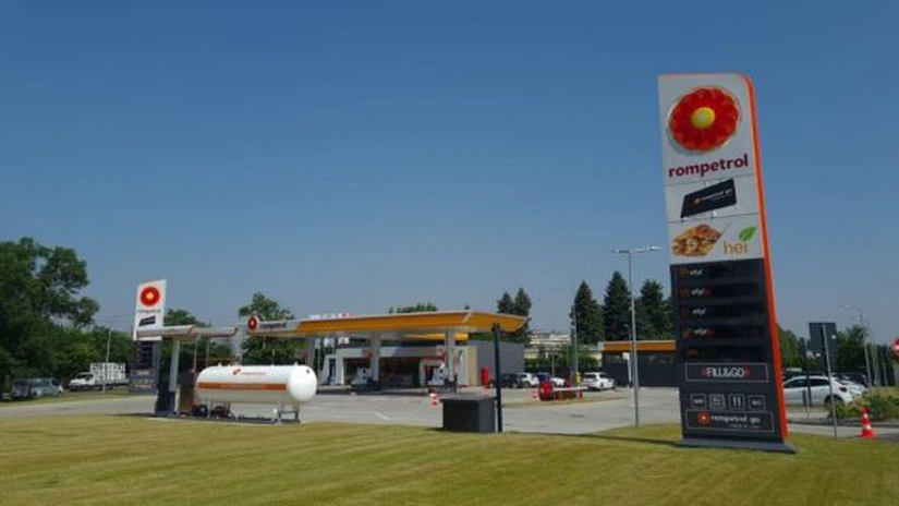 Rompetrol suplimentează livrările de carburanți în benzinăriile de la granița cu Ucraina