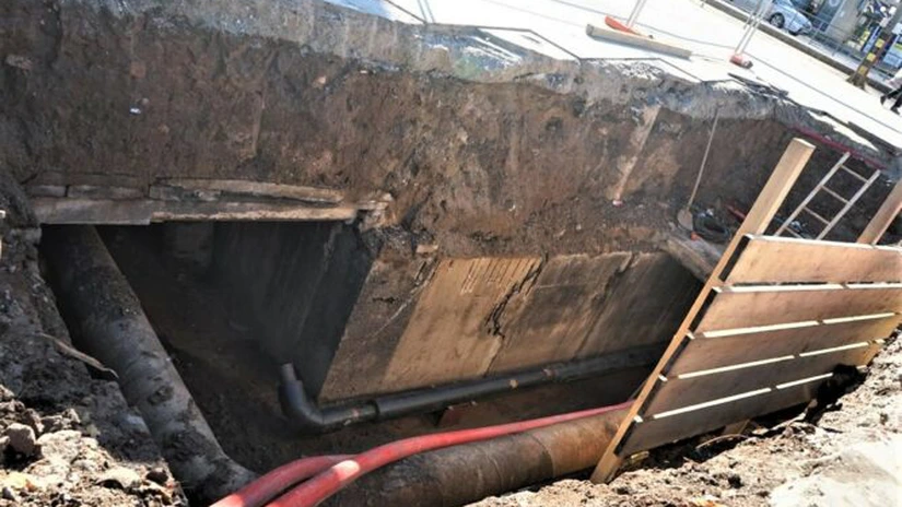 Viceprimarul Capitalei Stelian Bujduveanu: În ultima săptămâna au fost montați 220 de metri de conductă de termoficare