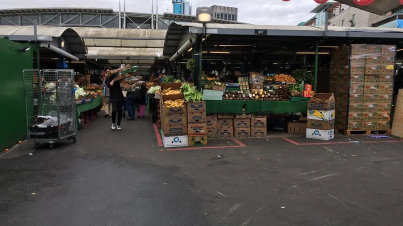 Dezmințire. Piața Obor nu a fost închisă de ANPC și își desfășoară programul normal