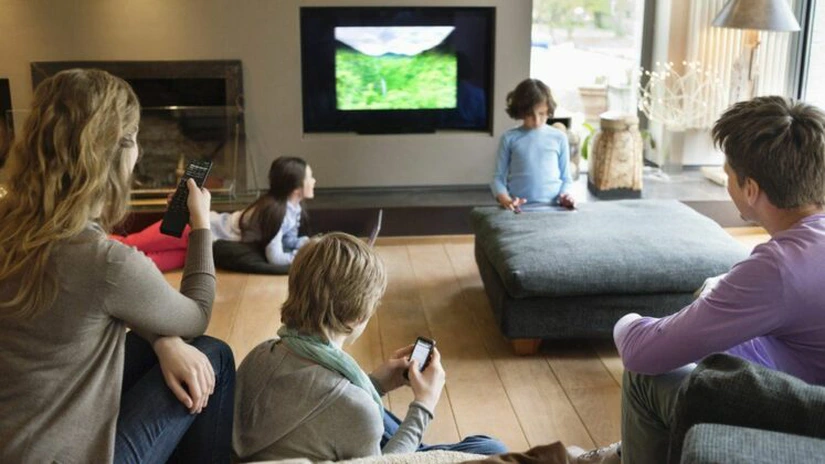 Câţi abonaţi de televiziune şi internet are România. Cum şi-au împărţit piaţa Digi, Vodafone, Orange şi Telekom - document ANCOM