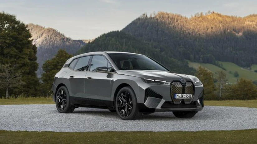 BMW a prezentat detaliile SAV-ului sportiv iX M60