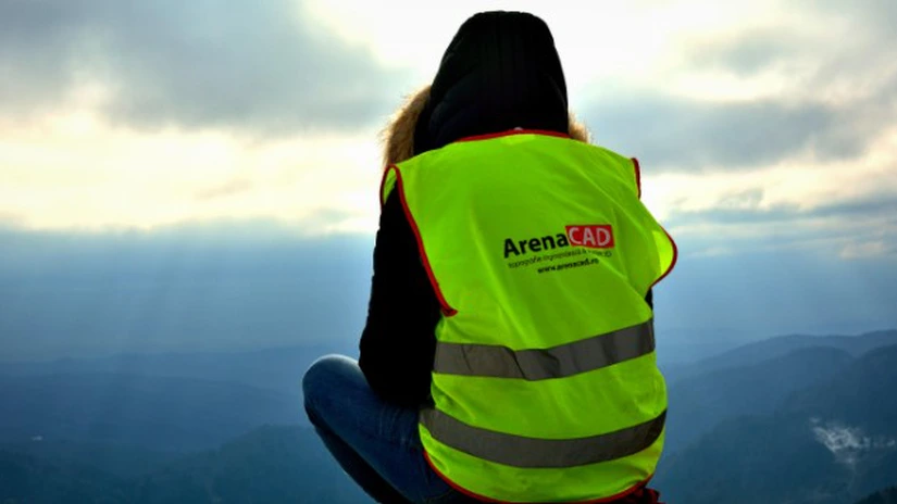 ArenaCAD angajează specialişti în digitalizare infrastructură, în desenare 2D şi Dezvoltare şi Cercetare - pe salarii care pornesc de la 5.000 de lei net lunar