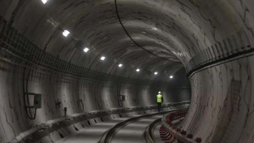 Grindeanu, despre metroul spre Otopeni: Pe M6 lucrurile au fost reluate. Acea sincopă ne-a pus într-o situaţie neplăcută