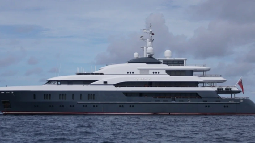 Miliardarii ruși îți mută iahturile în Maldive, ca să evite confiscarea lor