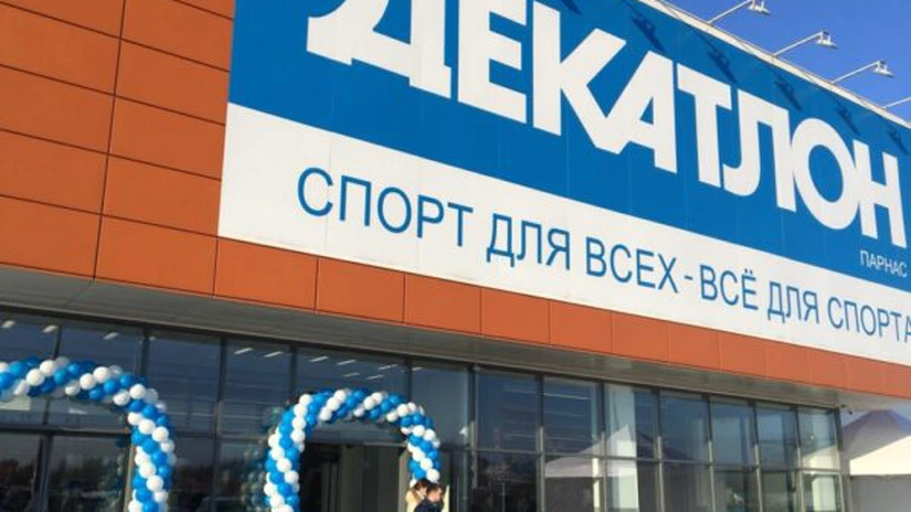 Retailerii care rămân în Rusia sunt criticaţi în Europa de Est