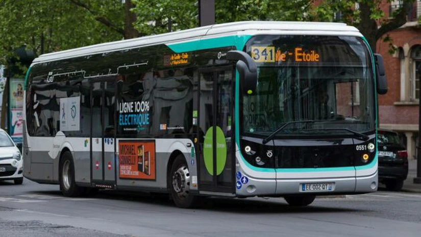 Autobuzele electrice Bollore, suspendate de operatorul de transport din Paris din cauza unor incendii