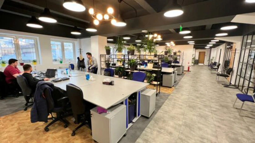 Centrul de dezvoltare de software din București al grupului Pentalog s-a relocat în primul sediu adaptat sistemului de muncă hibrid. Compania are 150 de poziții deschise pentru specialiști IT