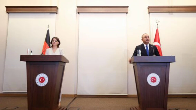 Miniștrii de Externe ai Turciei și Germaniei s-au contrat dur în timpul unei declarații comune de presă