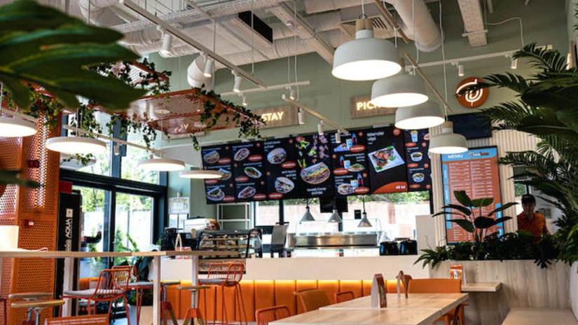 Mastercard: Reglementarea bacşişului aduce beneficii consumatorilor, angajaţilor din HoReCa şi economiei naţionale