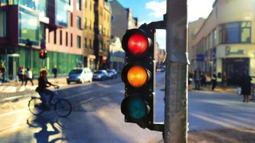 Nicușor Dan: Studiu de fezabilitate în valoare de 3,4 mil. lei, fără TVA, pentru semaforizare inteligentă în București