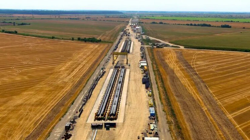 Autostrada Bucureștiului: Umbrărescu și-a amplasat fabrică de grinzi pe lotul 2 Corbeanca - Afumați VIDEO