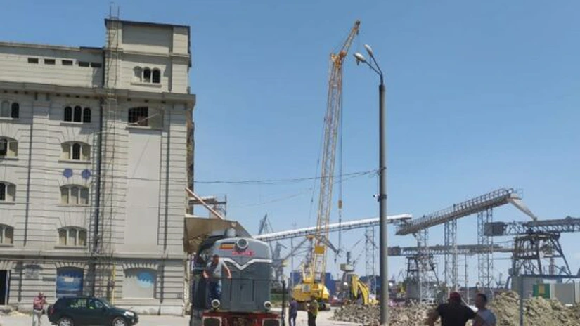 După linia cu ecartament sovietic, CFR a redeschis azi și linia cu ecartament normal din Portul Galați