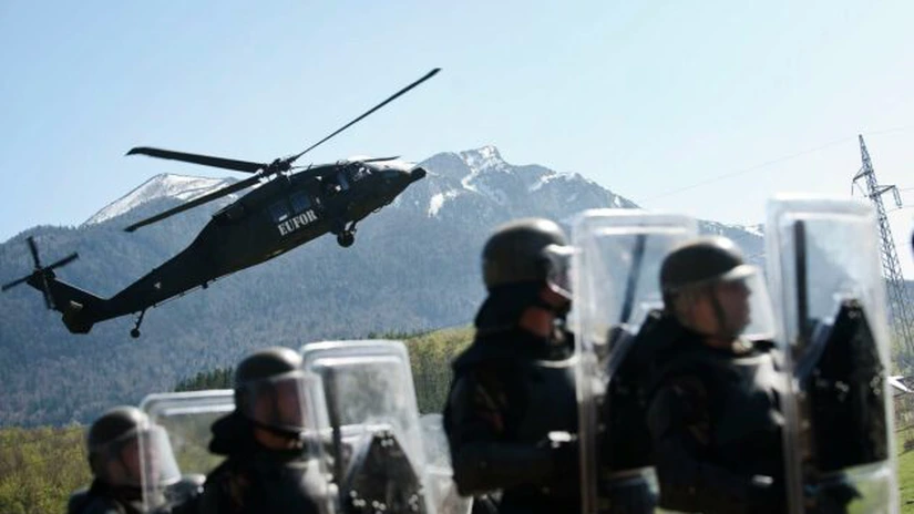 Comisia Europeană propune statelor membre UE o nouă finanţare europeană pentru achiziţii comune de armament