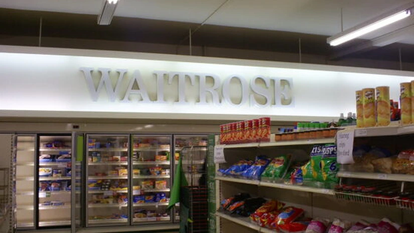 Retailerul britanic Waitrose va elimina datele de consum recomandat pentru 500 de produse alimentare, pentru a lupta împotriva risipei