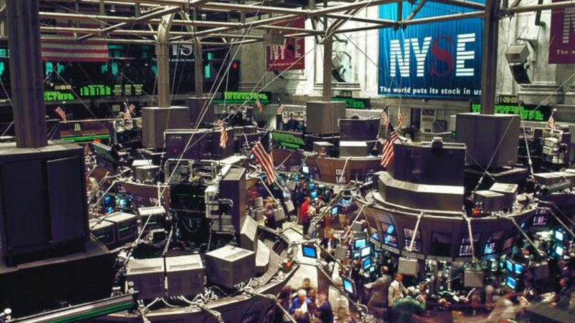 Record pe Wall Street - Indicele Dow Jones a închis joi în creştere cu peste 800 de puncte, după o redresare istorică într-o singură zi