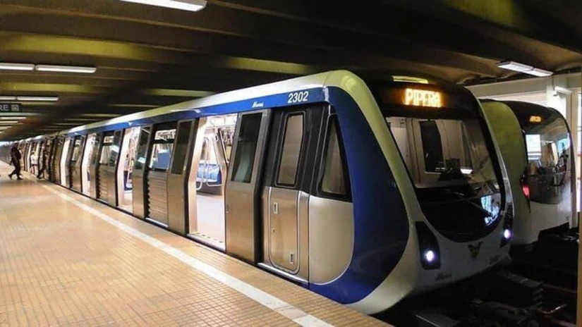 Metrorex introduce în circulație încă șapte trenuri odată cu începerea anului universitar