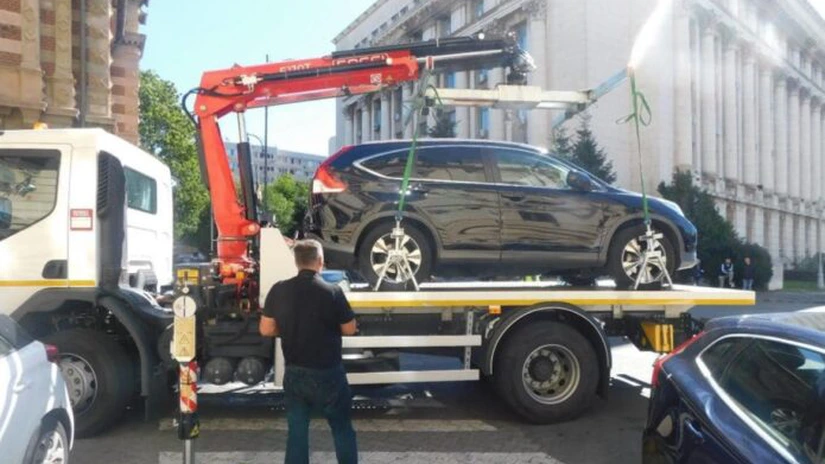 Clotilde Armand: Aproape 700 de mașini parcate neregulamentar au fost ridicate în șase luni