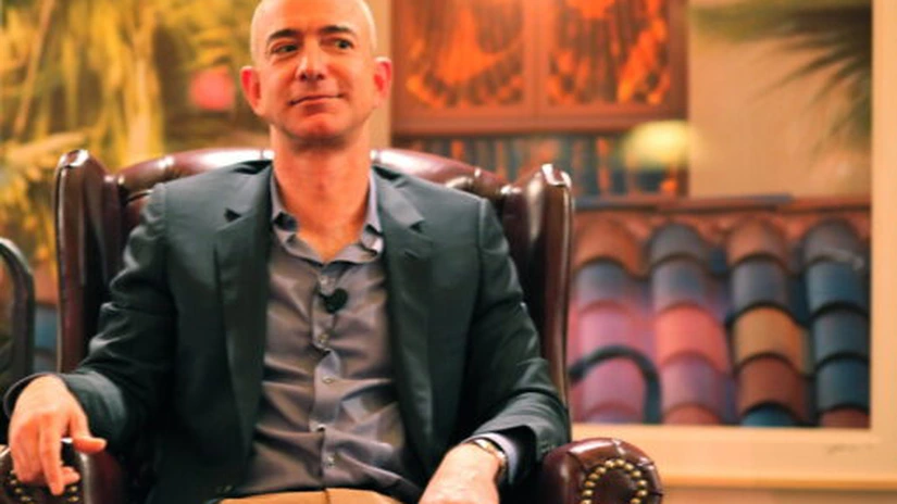 Jeff Bezos vrea să cumpere clubul de fotbal american Washington Commanders, iar Jay-Z ar putea intra și el în această afacere